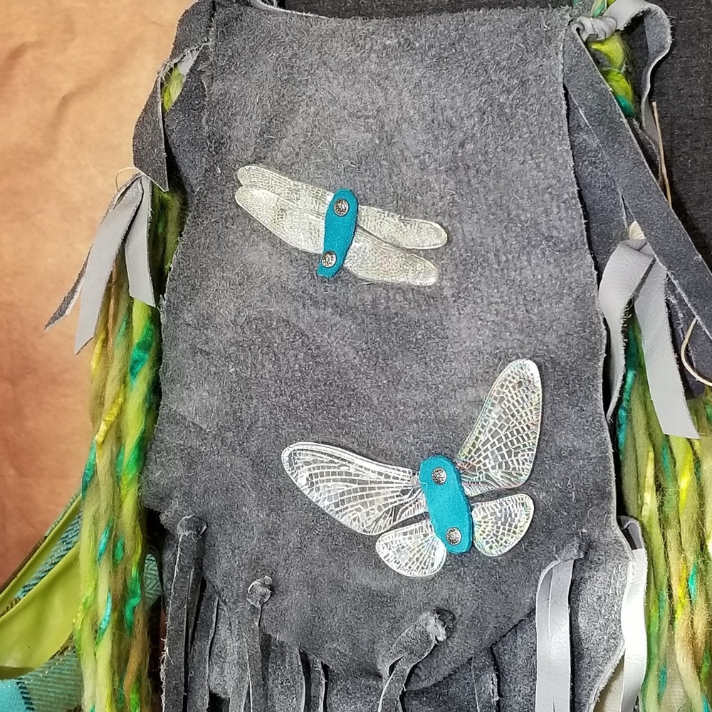Leather dragofly/butterfly cross body bag - Picture 4 of 4